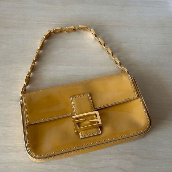 FENDI Patent Leather Baguette Beige